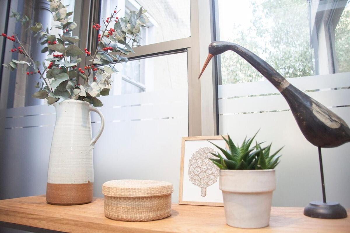 Stylish Wood Street Apartment Bath Exterior foto